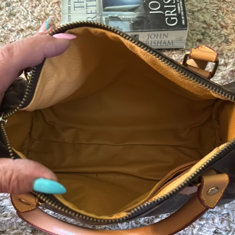 Louis Vuitton Brown Satchel with Iconic Monogram - Picture 5 of 7